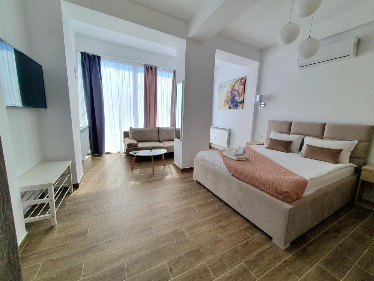 Mianelly Apartments Mamaia Nord Нэводари Экстерьер фото